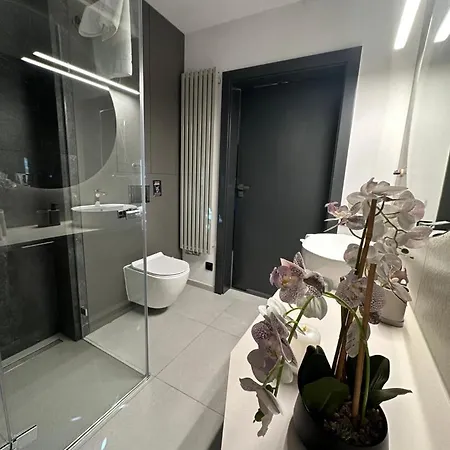 Loft Grojec Apartamento *