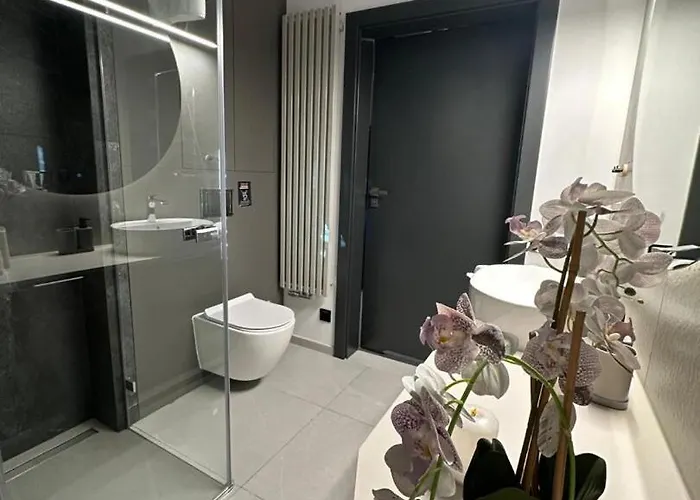 Loft Grojec Apartmán *